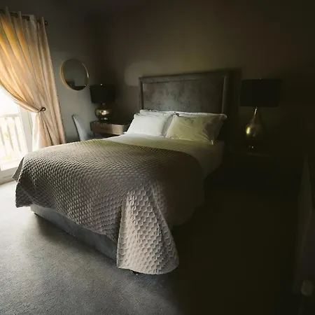 Hotel Keenans Boutique 4*